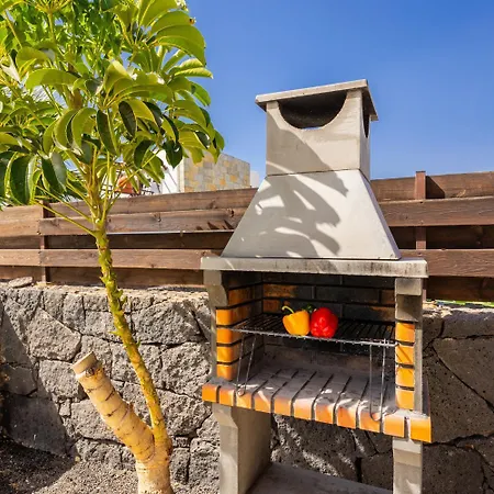 Isadora Villa Playa Blanca