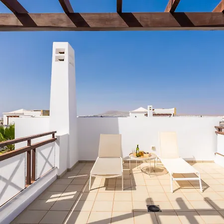 Isadora Villa Playa Blanca