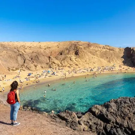 Isadora Playa Blanca (Lanzarote)